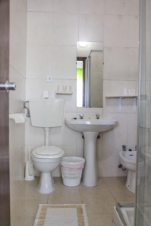Hotel Solar Da Charneca Leiria Bilik gambar